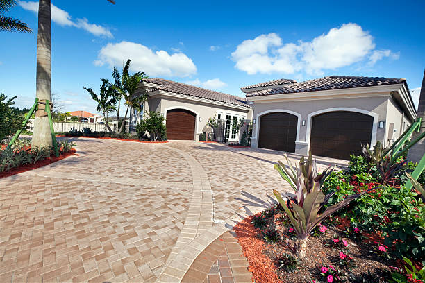 Best Driveway Paving Contractor  in Riverdale, CA